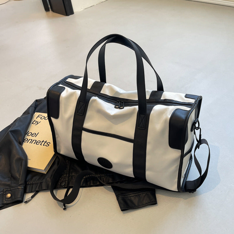 Sporty leisure duffel bag with durable material and adjustable shoulder strap Stornfield