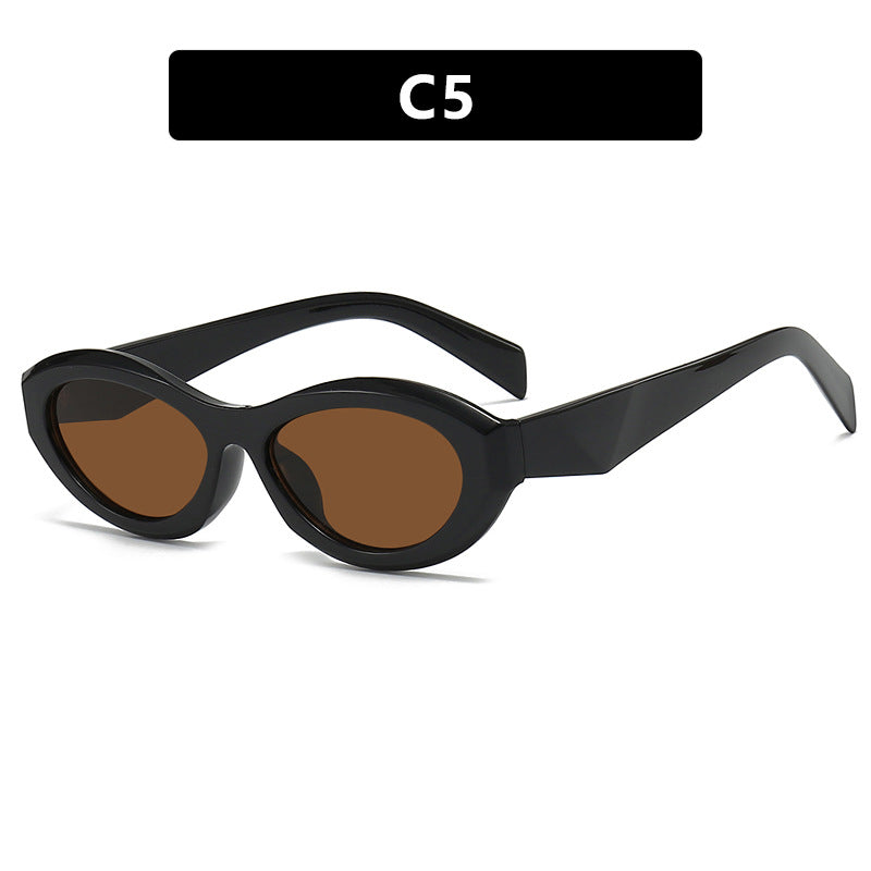 Ladies elegant Cat-Eye sunglasses with protective UV filter and fashionable frame Stornfield
