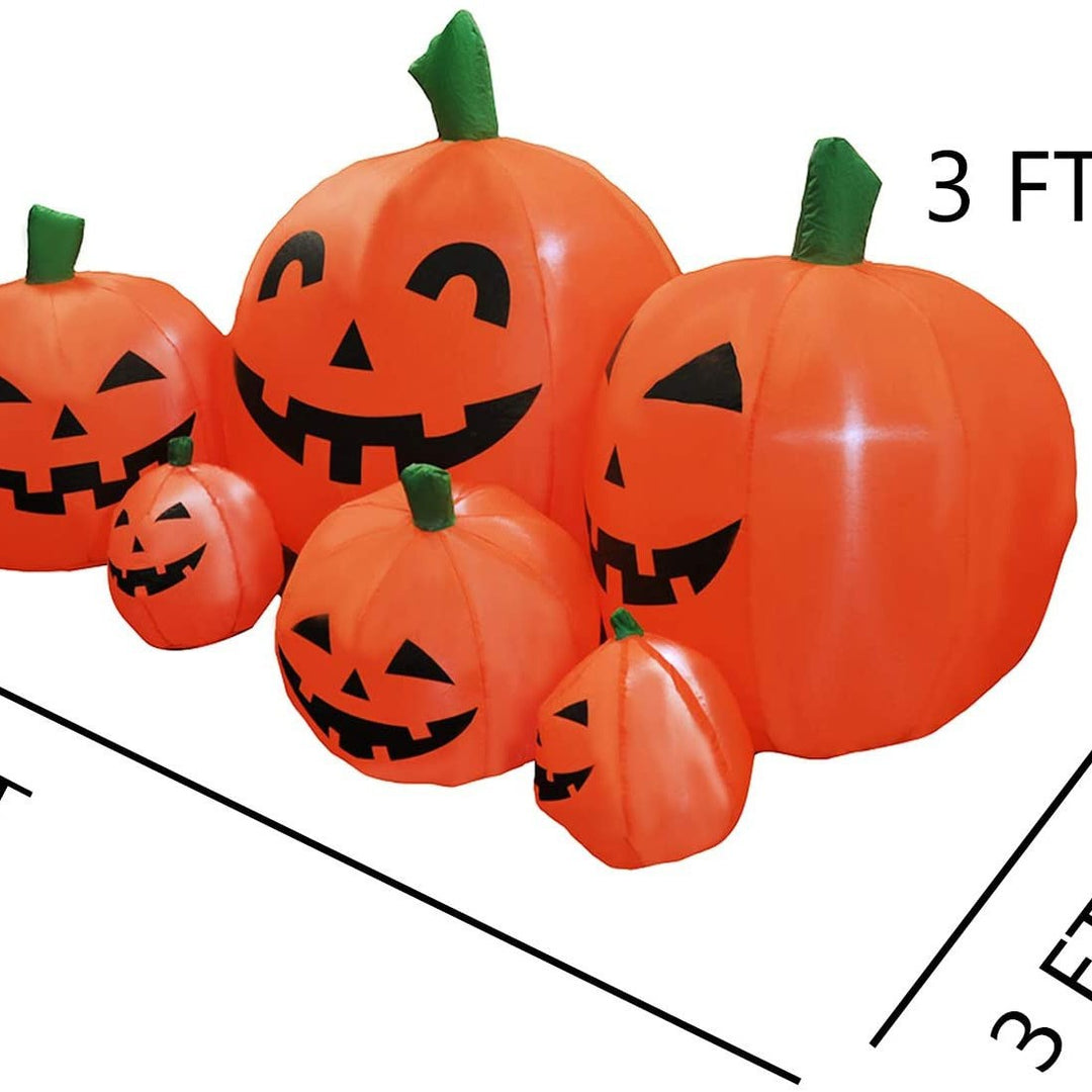 Inflatable Halloween pumpkin decoration