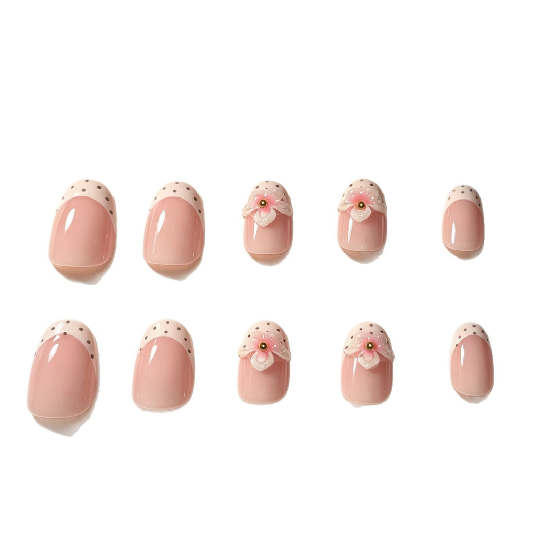 Floral Detailing Press-On Nail Art Stornfield