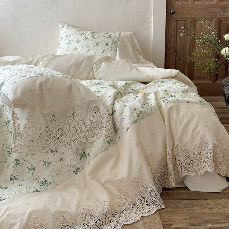 Bedding set made of cotton-linen with stonewashed finish, floral jacquard and crocheted lace edge