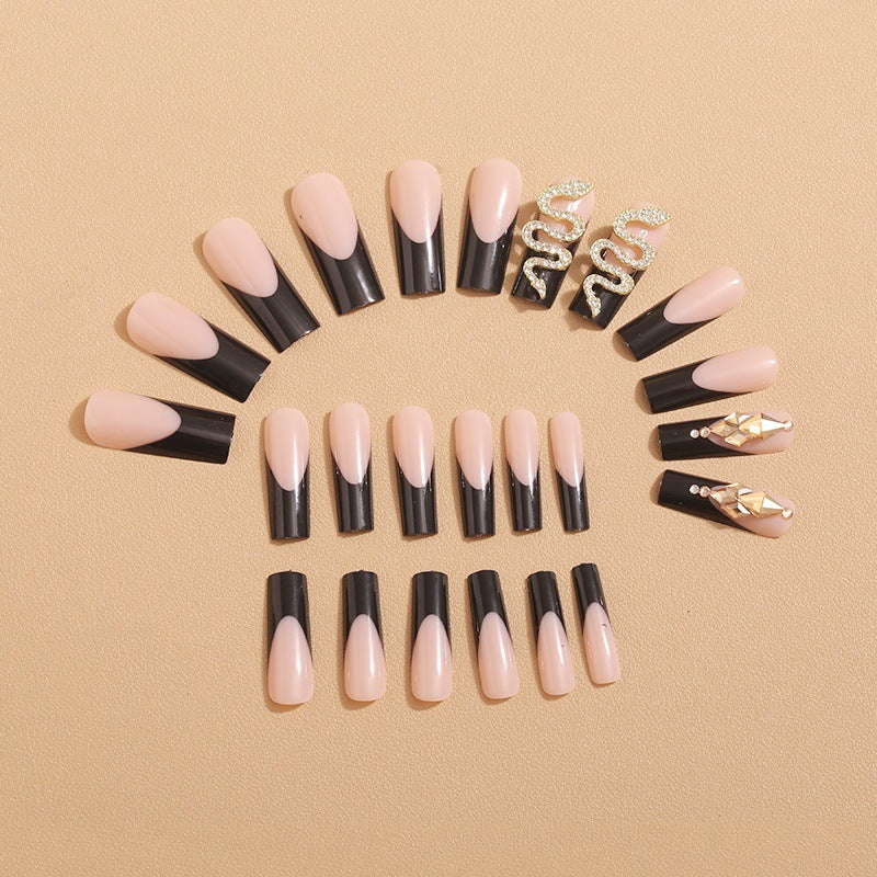 Artificial nails with Elegant Snake and Rhinestone Decorations Stornfield