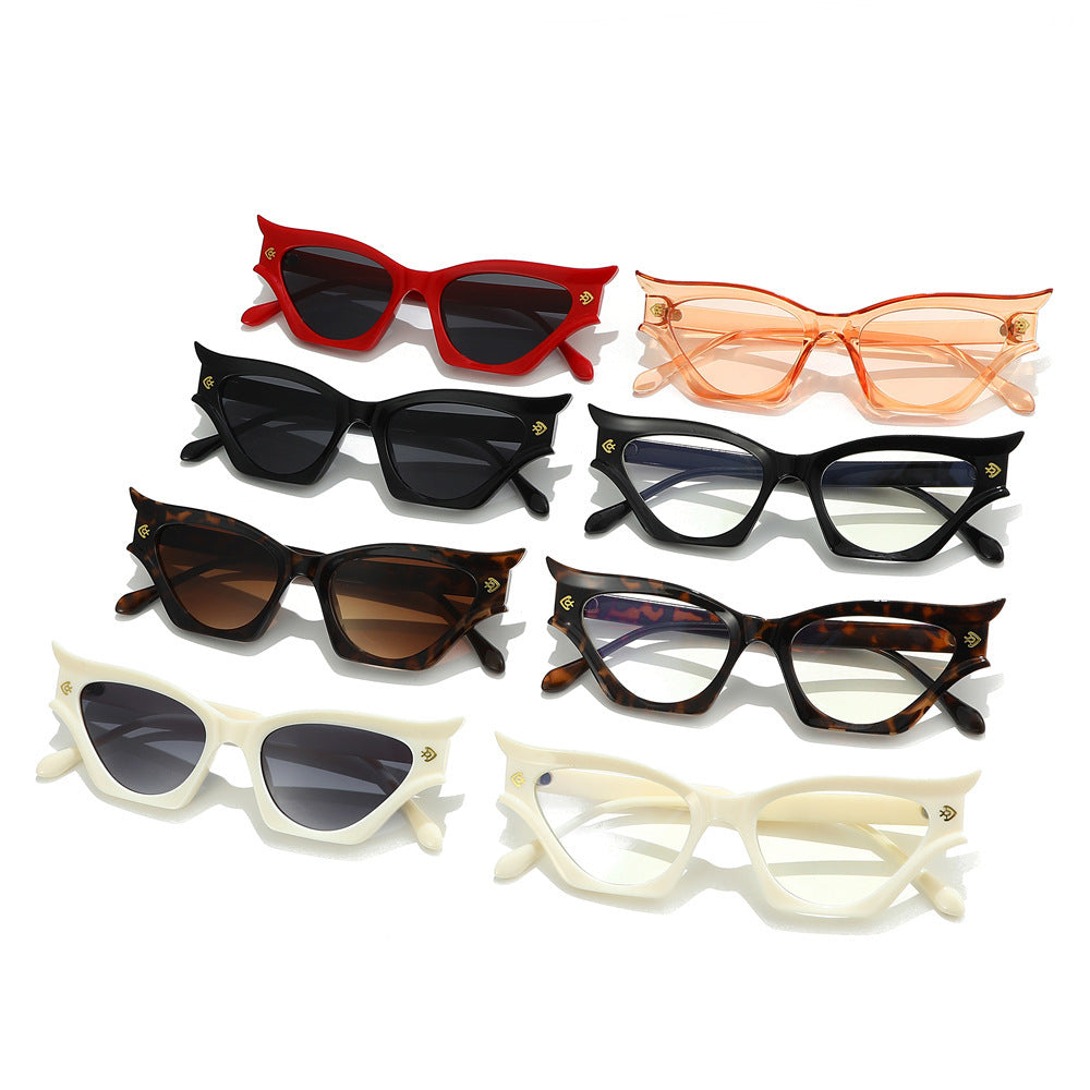 Avant-Garde Cat-Eye Sunglasses Stornfield
