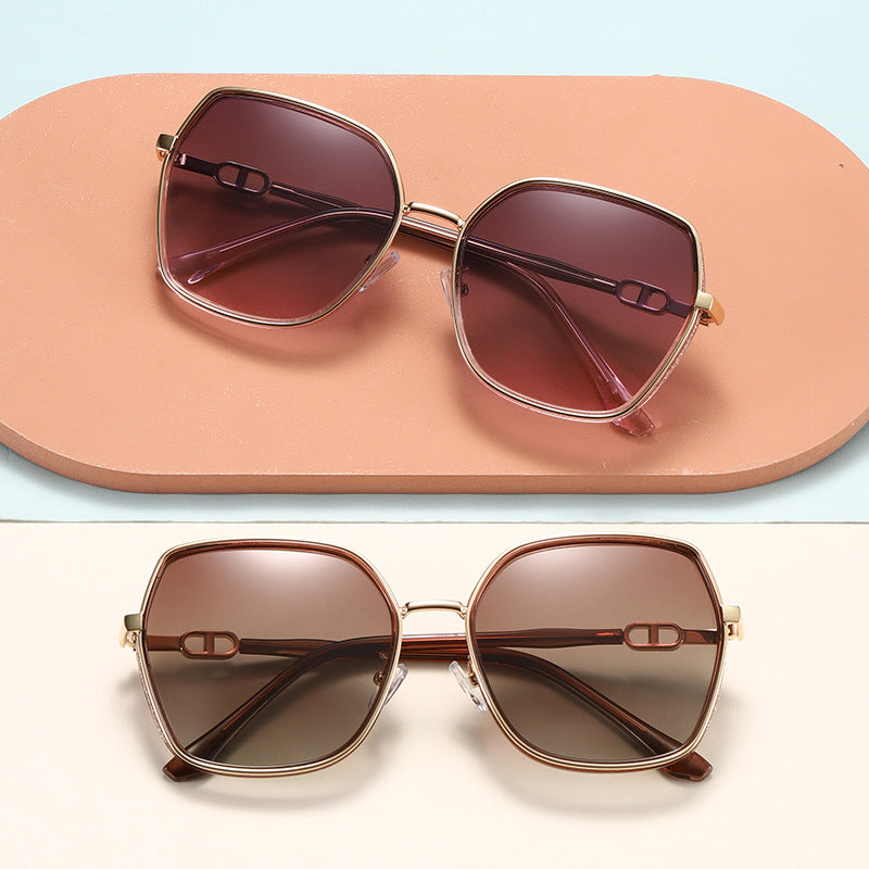 Women’s fashionable square sunglasses Stornfield