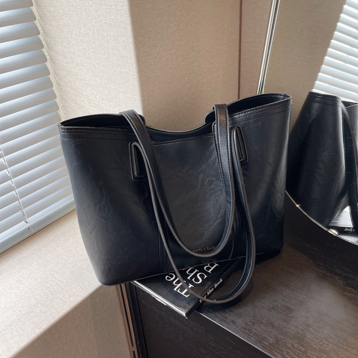 Modern Luxury Handheld Tote Stornfield