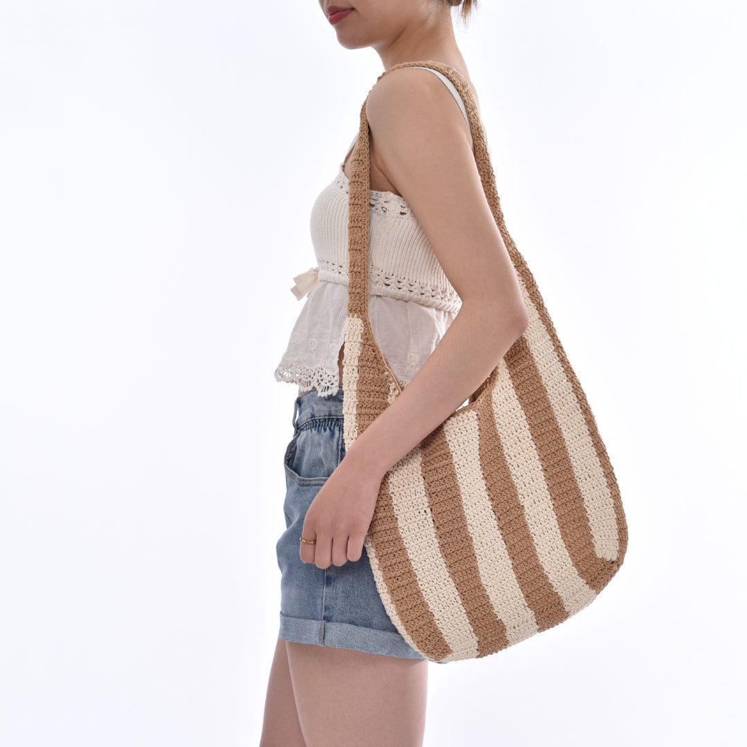 Handmade knitted bag Stornfield