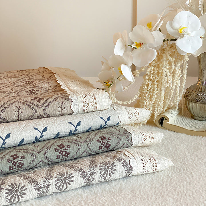 Quilted Cotton-Lace Trimmed Diamond Matelassé Bedspread with Matching Shams