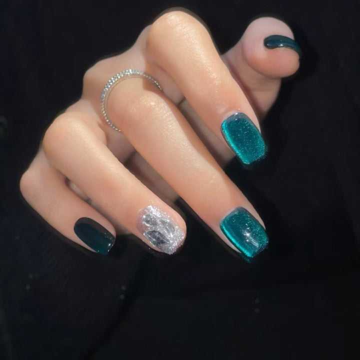 Sparkling Acrylic Press-On Nail Set Stornfield
