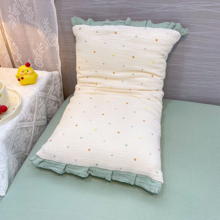 Cozy reading pillow with ruffles and muslin cotton cover
