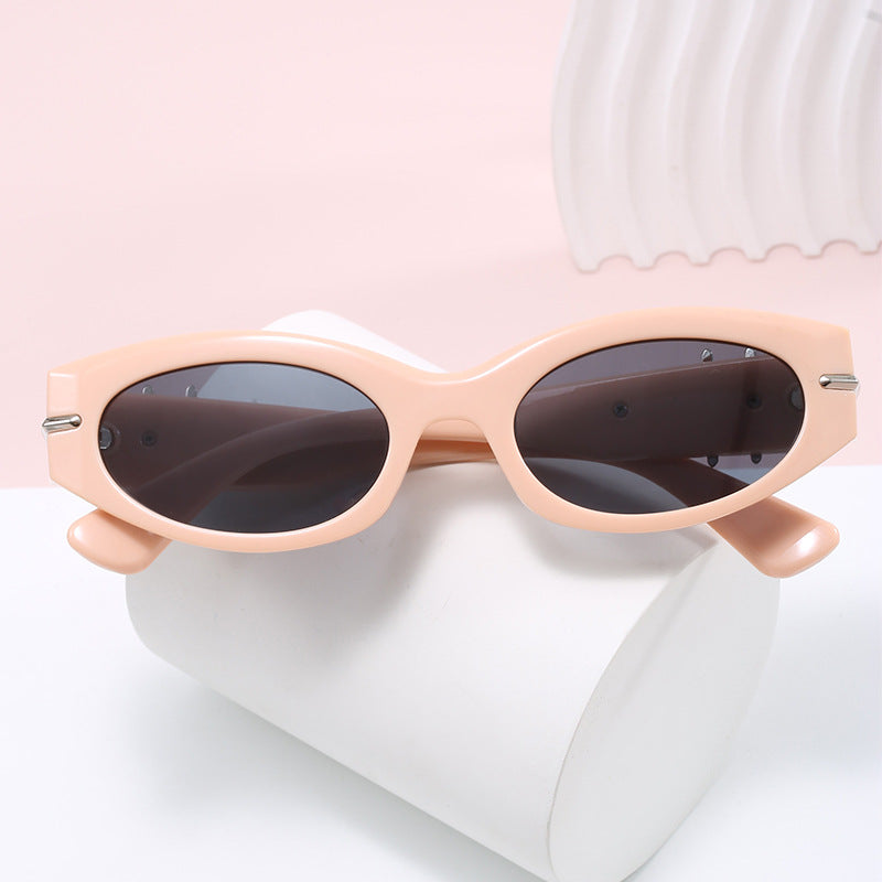 Ladies elegant Cat-Eye sunglasses with fashionable accents Stornfield