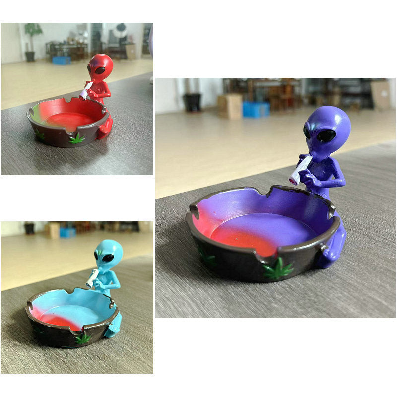 Abstract Ashtray Figure Stornfield