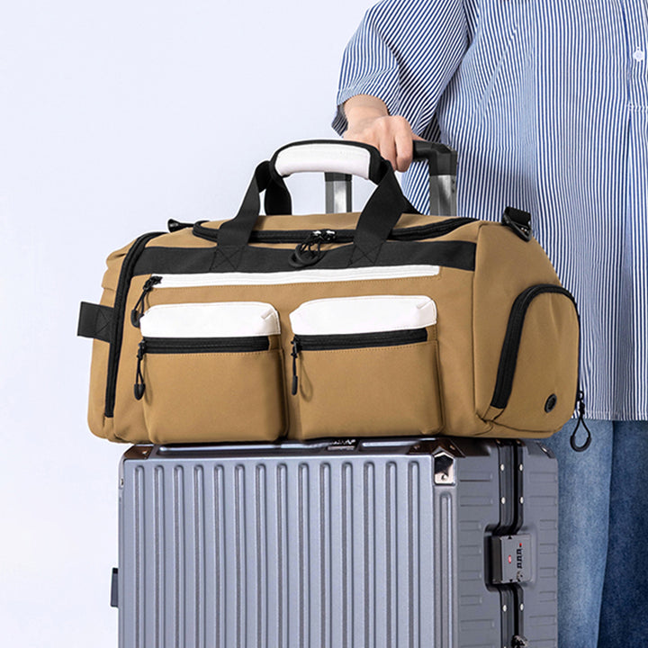 Versatile sports and travel bag with practical compartments Stornfield