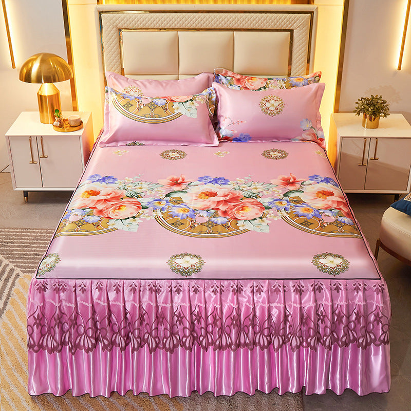 Ladies daybed cover with playful bear motif Stornfield