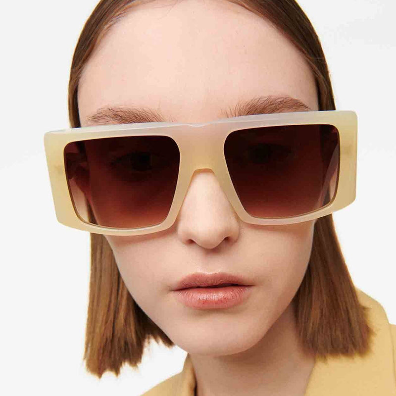 Women's square sunglasses with robust plastic frame and protective UV filter Stornfield