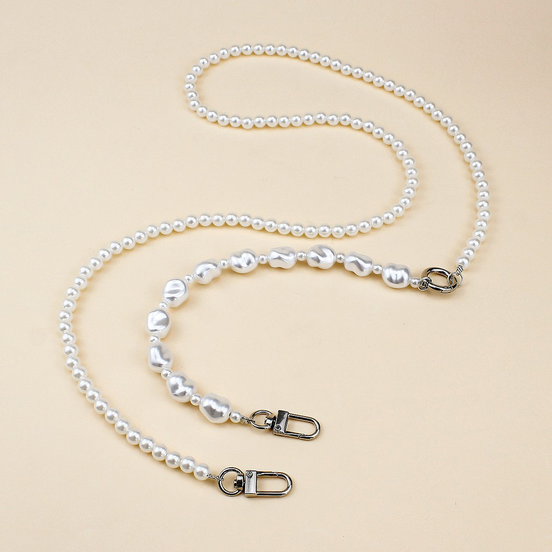 Heart-Designed Beaded Eyewear Chain Stornfield