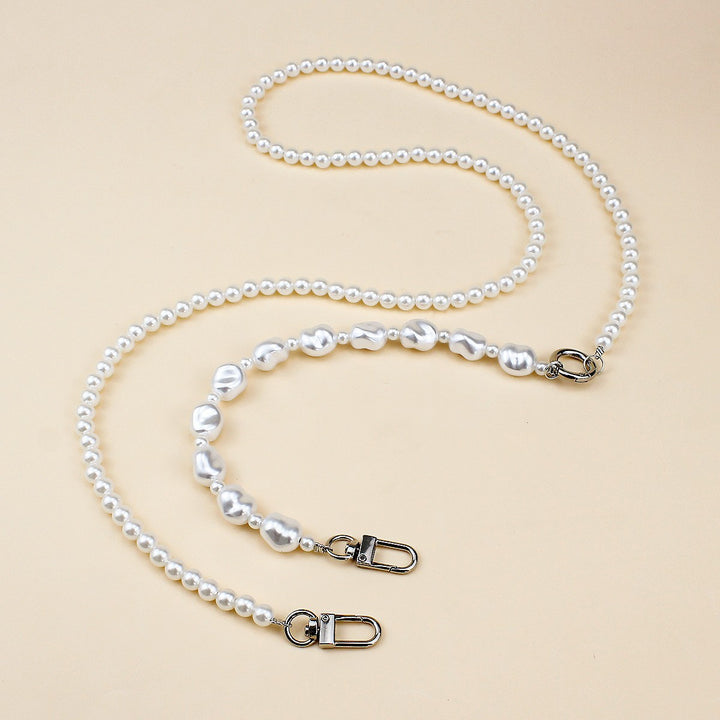Heart-Designed Beaded Eyewear Chain Stornfield