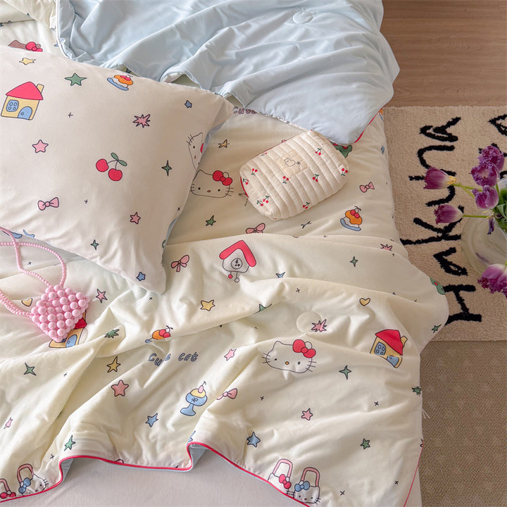 Children's bedding set made of cotton mix with quilted lightweight blanket and star cartoon motif