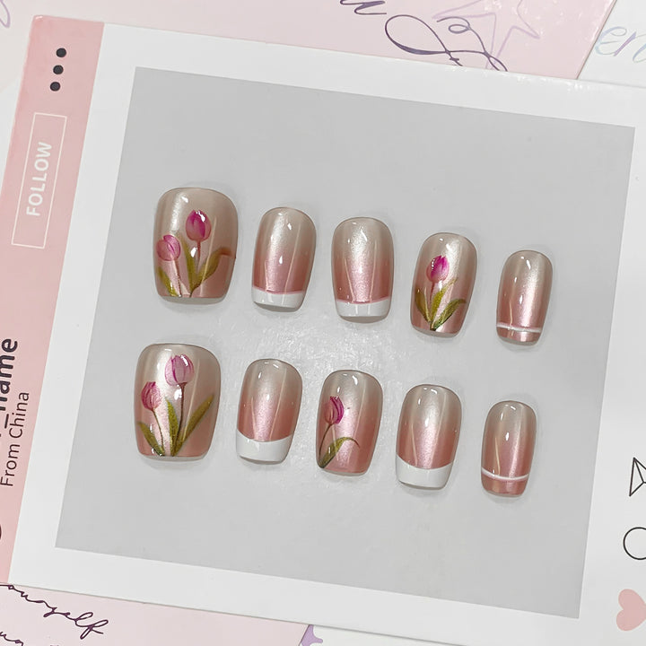 Artful artificial nails with floral accents Stornfield