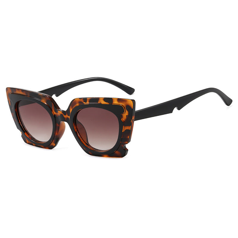 Women's oversized sunglasses with extravagant frame and UV protection Stornfield