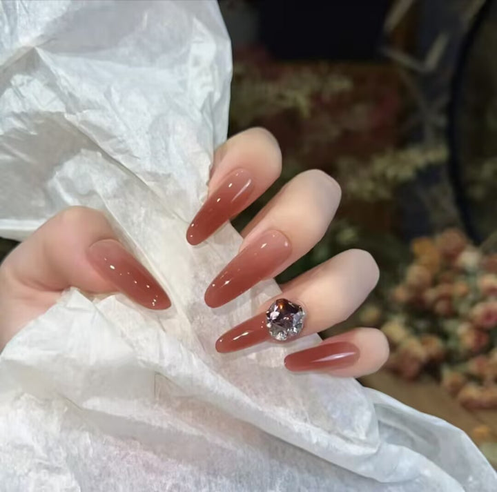 Elegant Press-On Nail Art Set Stornfield