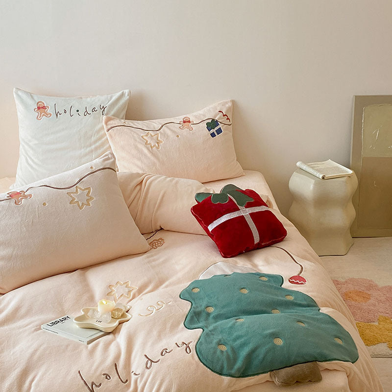 Plush Embroidered Holiday-Themed Duvet Cover Set with Decorative Pillow Shams