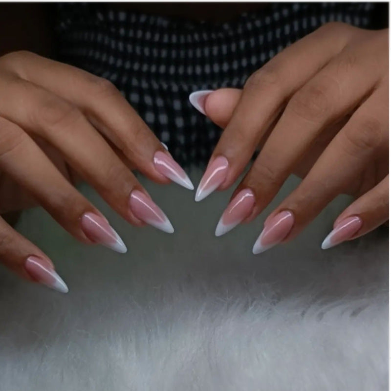 Elegant Almond-Shaped Press-On Nail Tips Stornfield