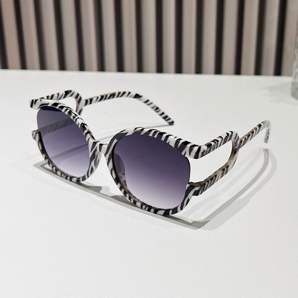 Avant-Garde Circular Frame Sunglasses Stornfield