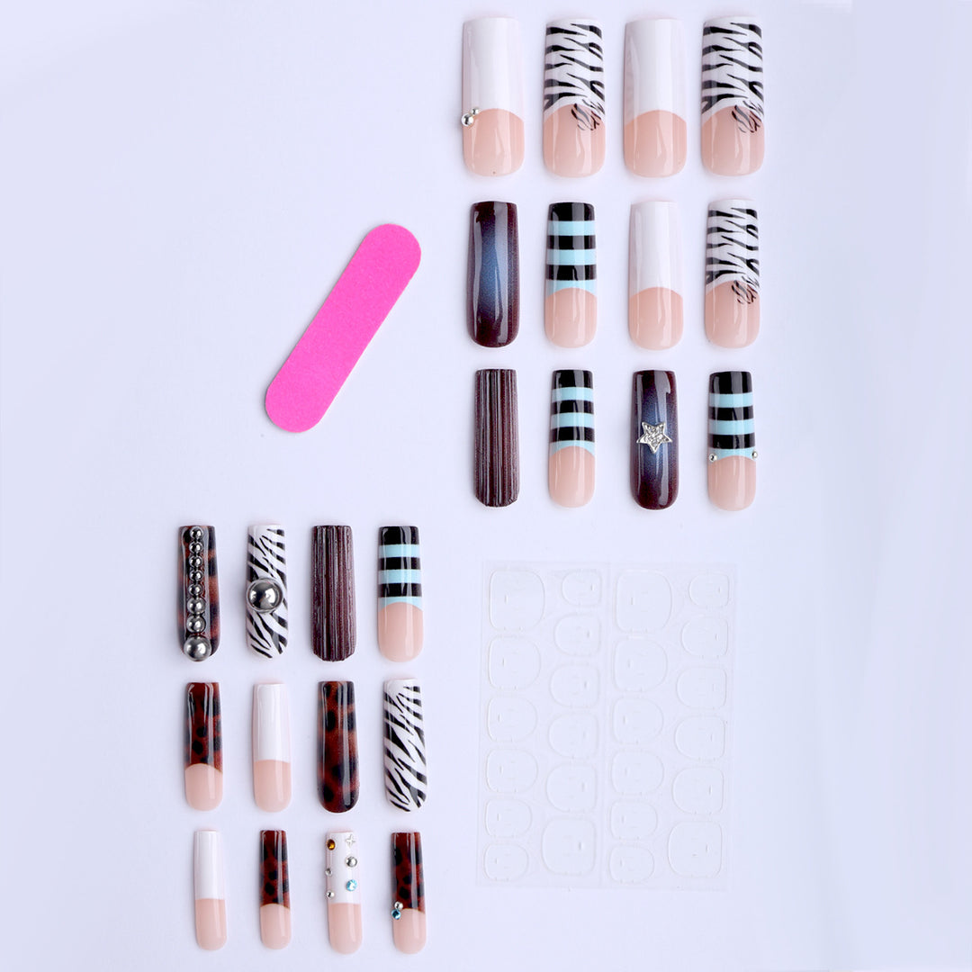 Artificial nails in modern striped design with 3D decoration Stornfield