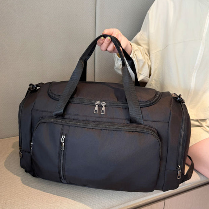 Sporty leisure bag with multiple compartments Stornfield