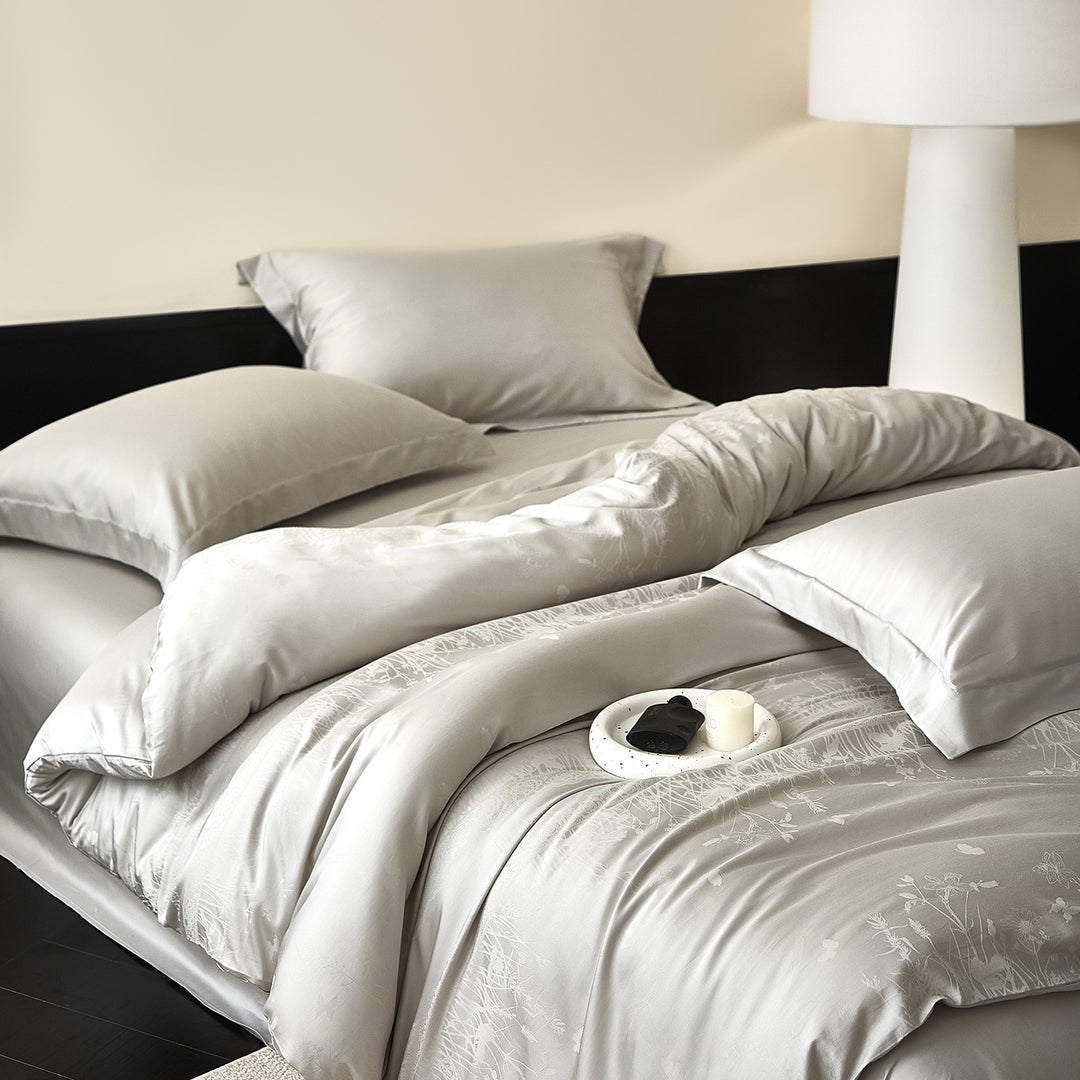 Silky Cotton-Sateen Duvet Cover Set with Subtle Botanical Jacquard & Deep-Pocket Sheet
