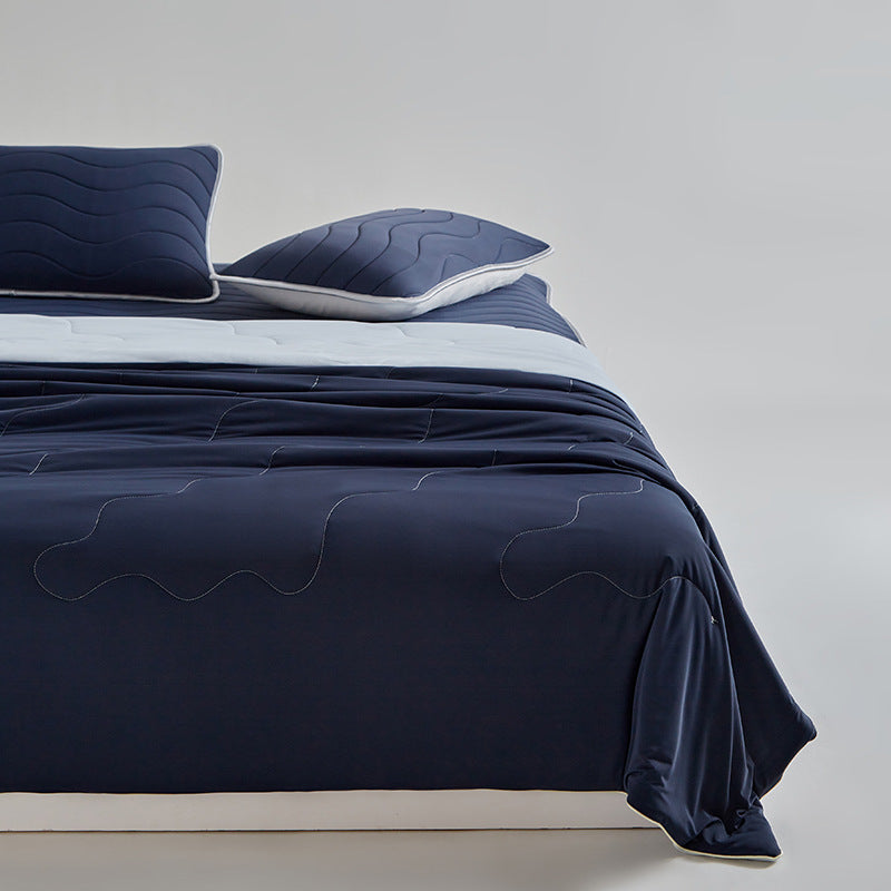 Wende-duvet-cover-and-topper-set-with-wave-quilting-and-contrast-piping