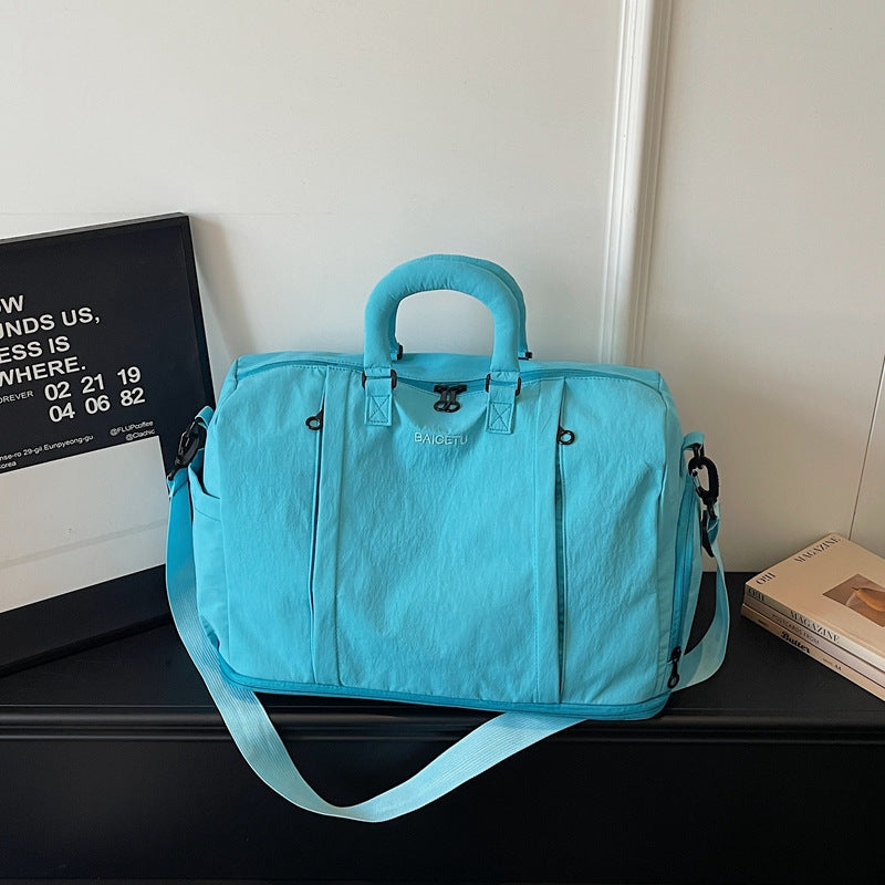 Expandable Multi-Pocket Travel Duffle
