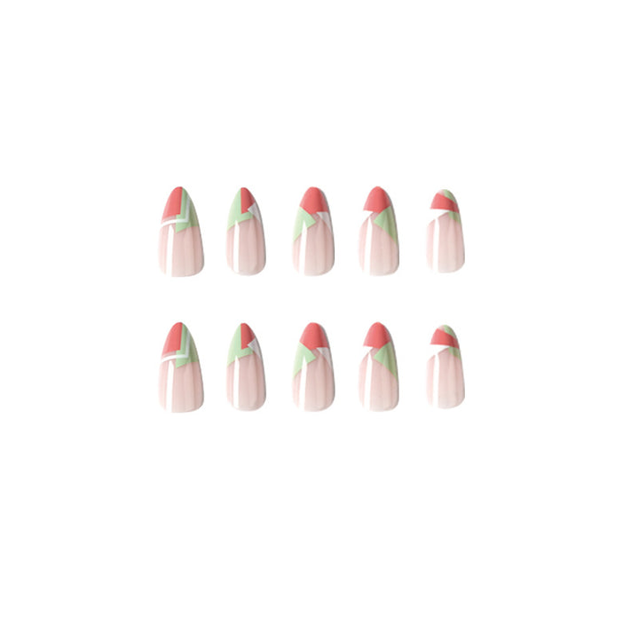 Artful nail art in trendy design Stornfield