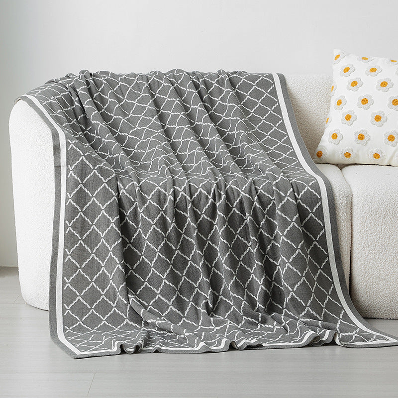 Ladies cuddle blanket with zigzag pattern Stornfield