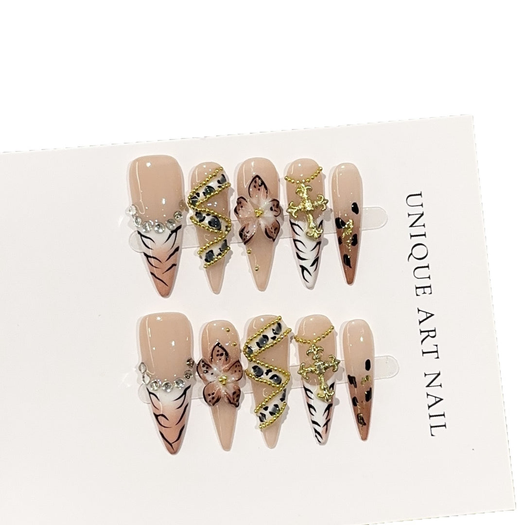Press-On Nail Art