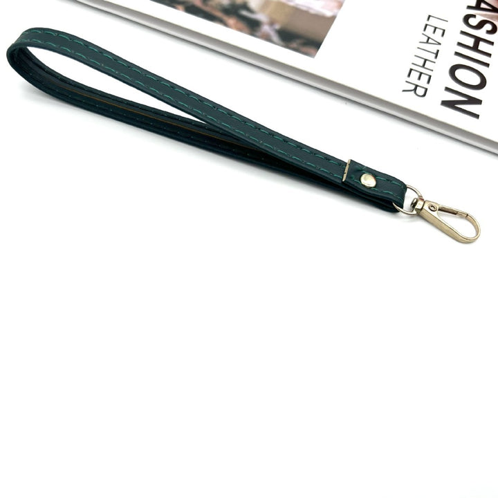 Durable Leather Keychain Stornfield