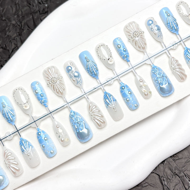 Marine-Themed Press-On Nail Set