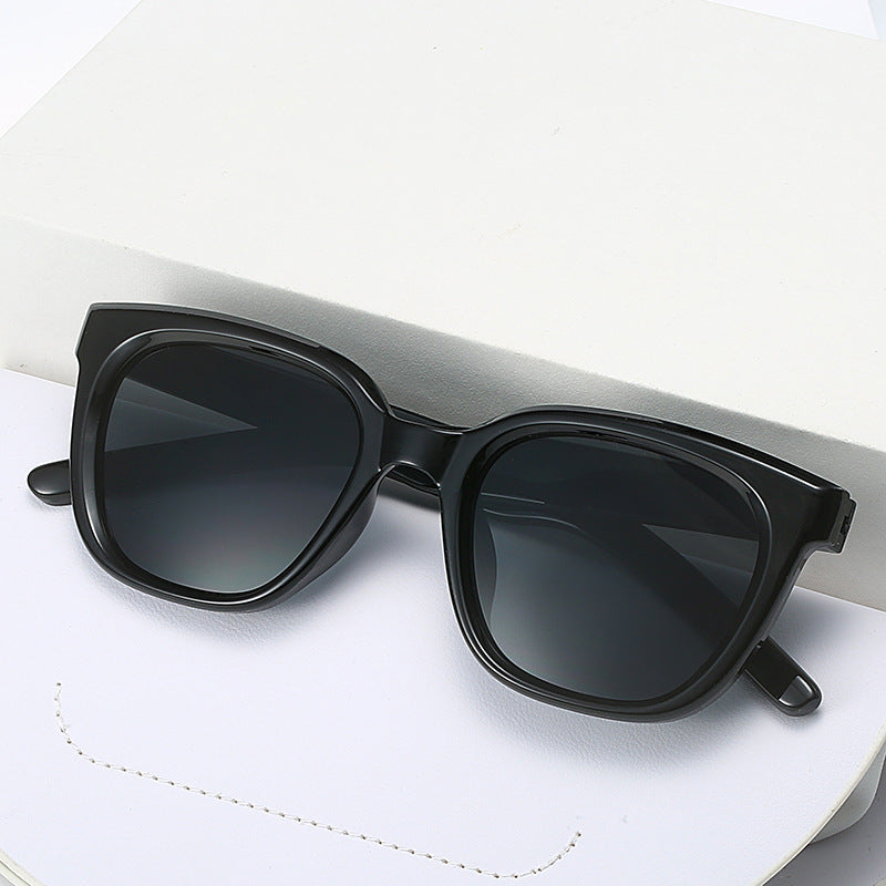 Fashionable Square Frame Sunglasses Stornfield