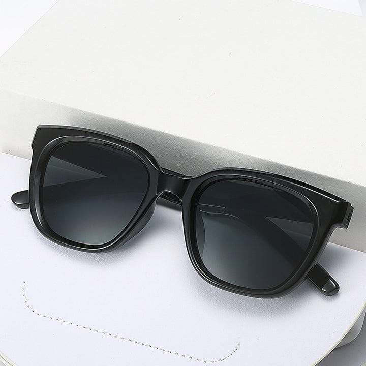 Fashionable Square Frame Sunglasses Stornfield