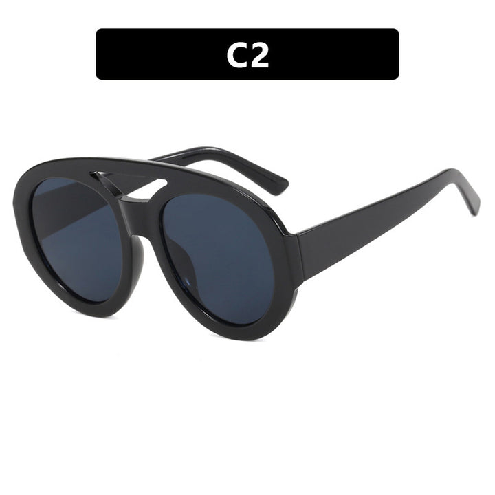 Ladies elegant sunglasses with fashionable design Stornfield