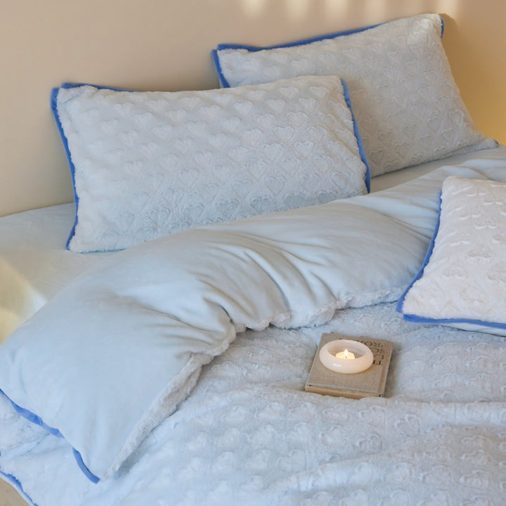 Plush Heart-Texture Reversible Duvet Cover & Piped Edge Pillow Shams