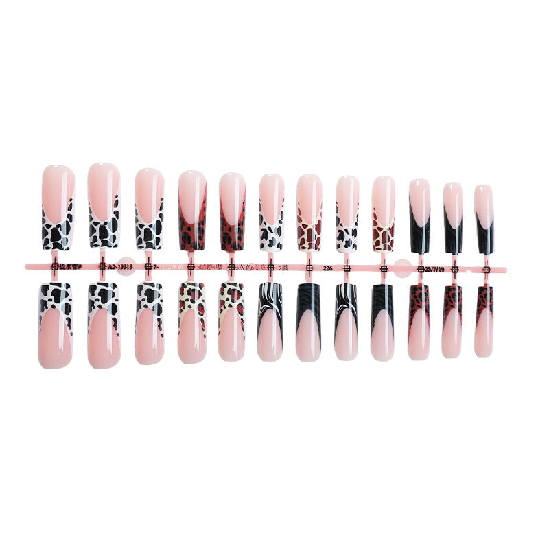 Artistic Patterned Press-On Nail Set Stornfield