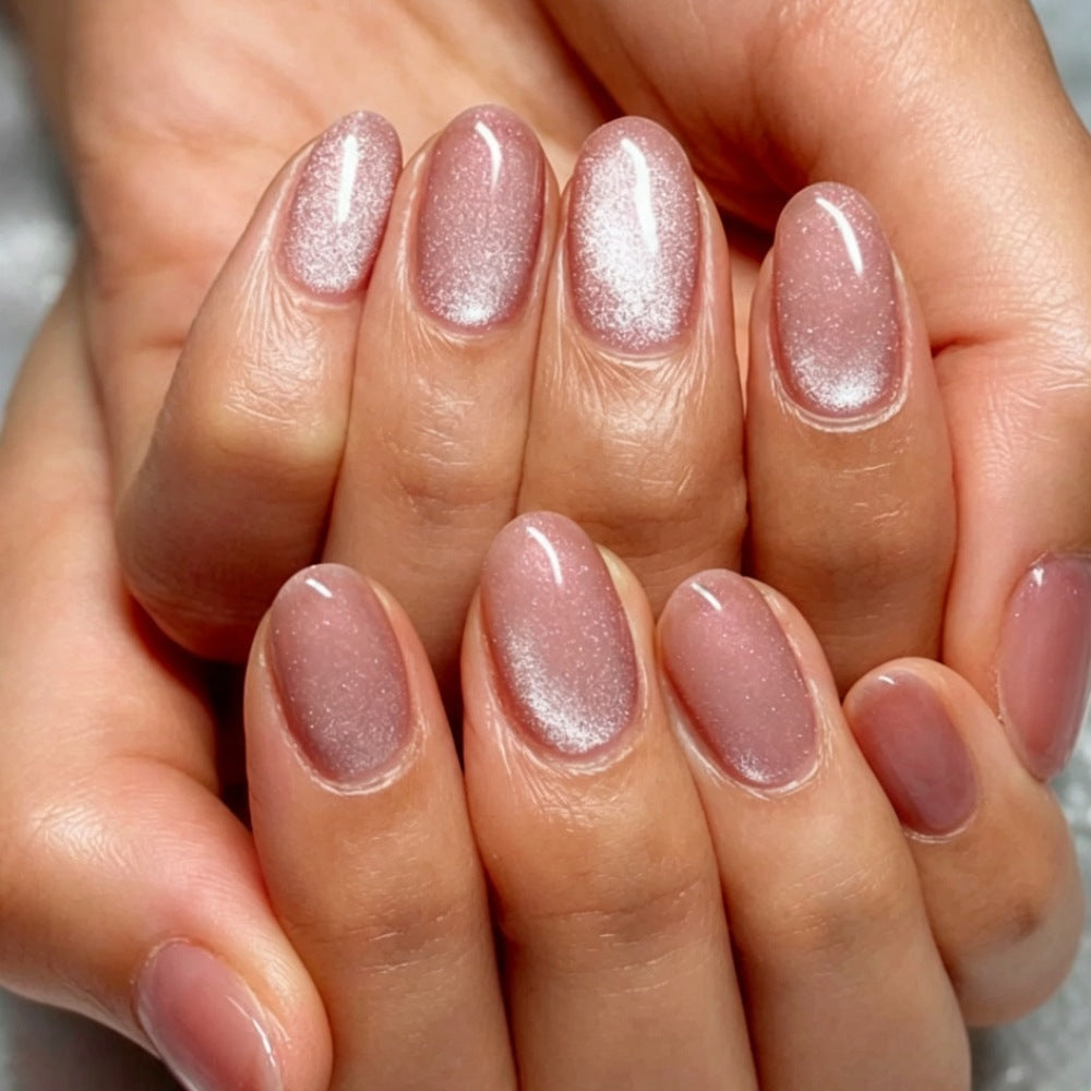 Glamorous artificial nails in elegant ombre look Stornfield