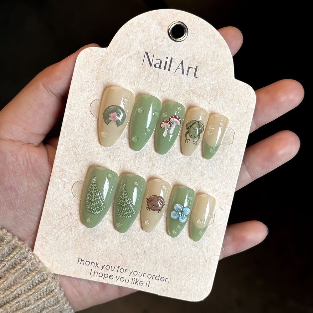 Nature-Themed Artistic Press-On Nails Stornfield