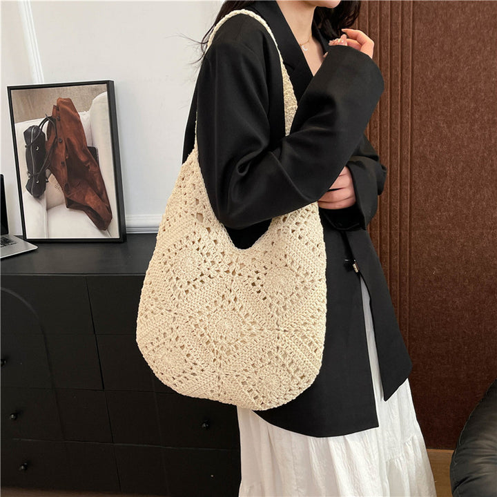Hand-knotted shoulder bag with airy structure Stornfield