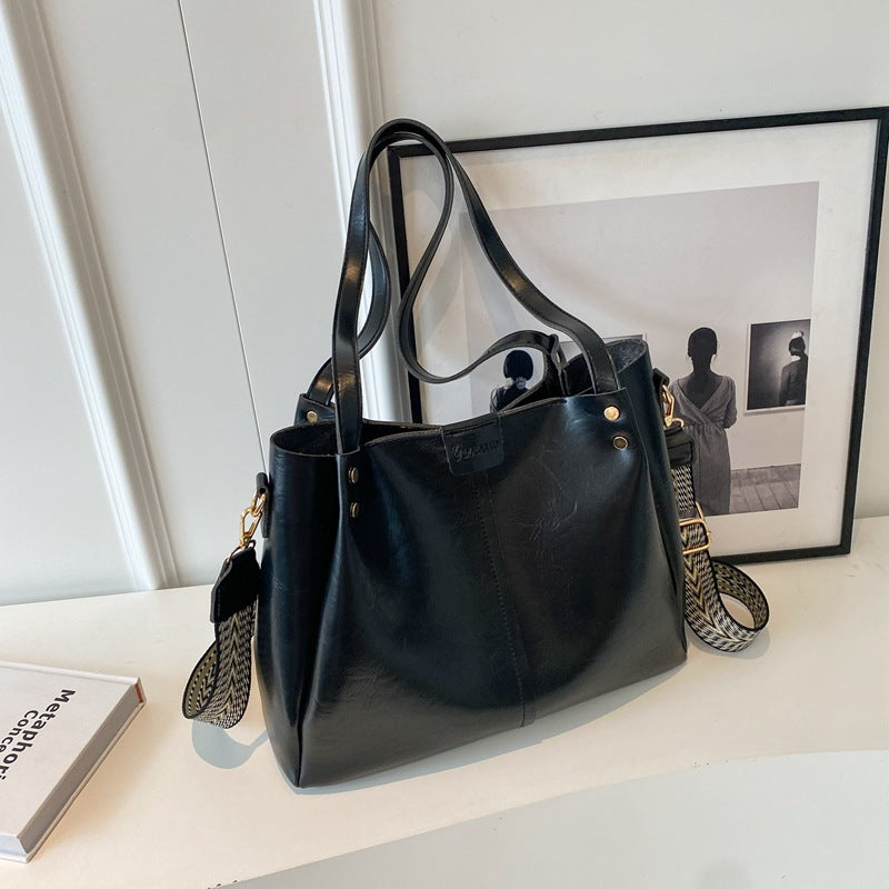 Versatile Multi-Functional Handbag Stornfield