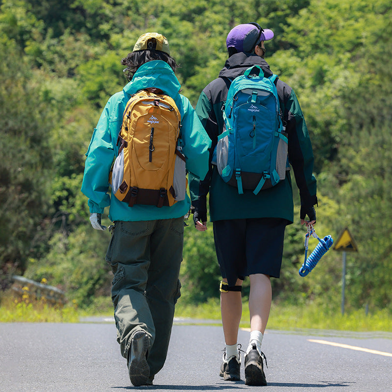 Multifunctional Outdoor Hiking Backpack Stornfield