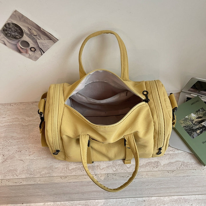 Sporty Duffel Bag with Ergonomic Carrying System Stornfield