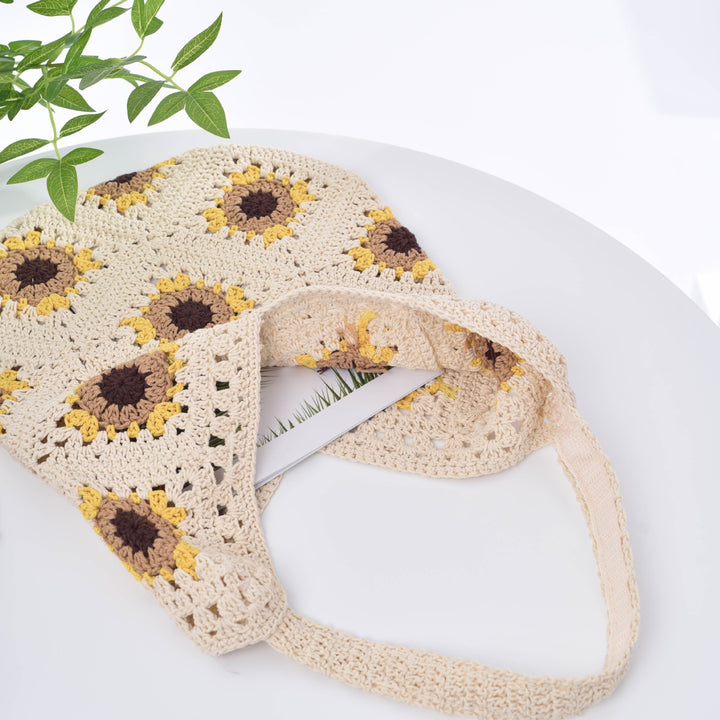 Handmade Crossbody Bag in Floral Design Stornfield