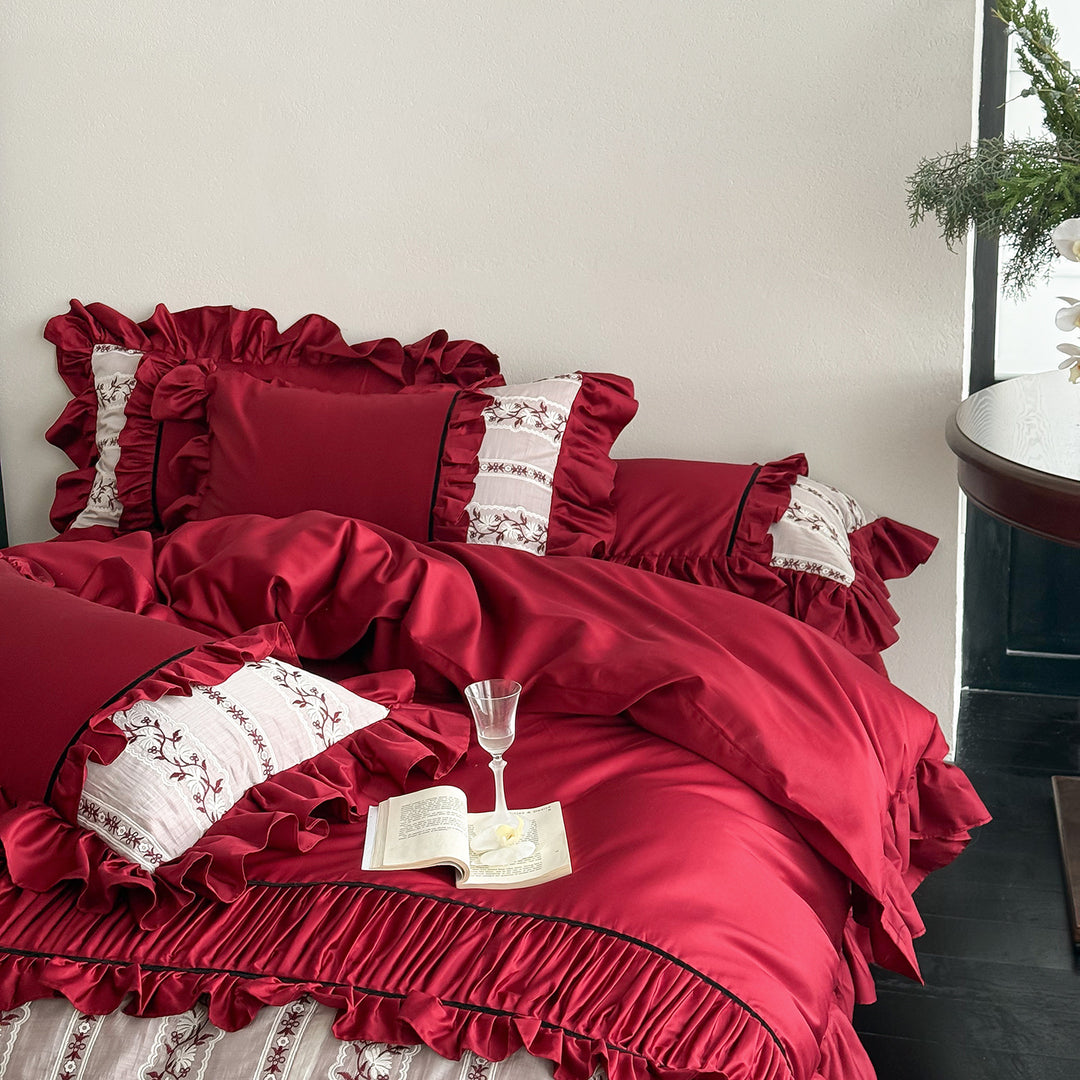 Luxurious Ruffle Bedding Set made of Satin with Embroidered Border